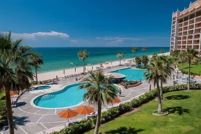 Image de 3ème étage 2br Sonoran Sun Condo sur la plage de sable avec la réservation instantanée! 6 personnes