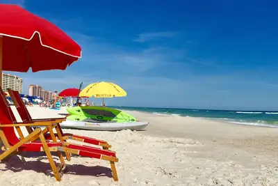 Image de 🏖Look! 🏖 Direct Gulf Front 3br / 2ba dans un bâtiment à faible densité! Grand balcon, WiFi!