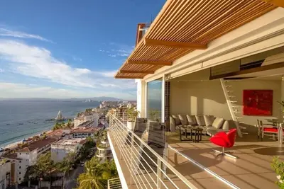 Image de Penthouse Ă Amapas 353 1br 2ba avec loft, piscine sur le toit, Ă Los Muertos Bch