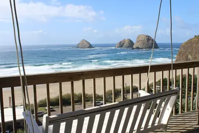 Image de Grande maison avec vue sur l'océan et chambres d'hôtes près de la plage Quatre grandes terrasses