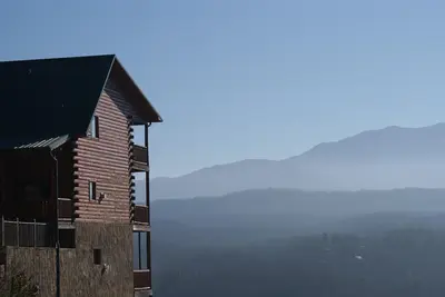 Starr Buck Lodge 7 Bd / 6. 5 Ba / 24 couchages / Belle vue! Récemment rénové!