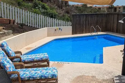 Cottage dans les Dunes! 1 Br 1 Ba chalet avec Piscine! Marchez jusqu'à la plage! Bon chien Ok