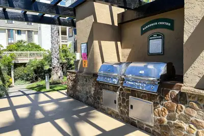Image de Absolument magnifique w \/ Vues sur l'océan à couper le souffle! 2br, 2ba sur un étage à Ncv