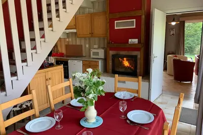 Image de Maison Chalet 2 à 6 personnes  calme bord rivière Franche Comté Animaux Acceptes