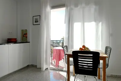 Image de À part. 3, Casa Malaga avec vue sur la mer et balcon