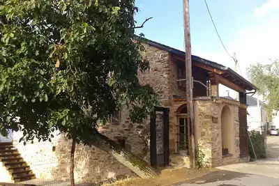 Image de Maison avec grand jardin dans un petit village, Tedejo, Folgoso de la Ribera León