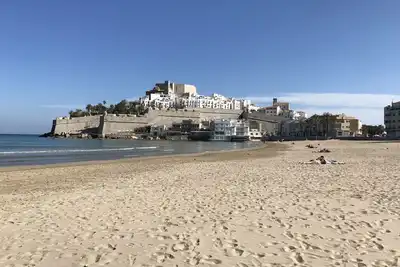 Image de Appartement climatiser proche de la page, wifi, parking privée. 4 Pax
