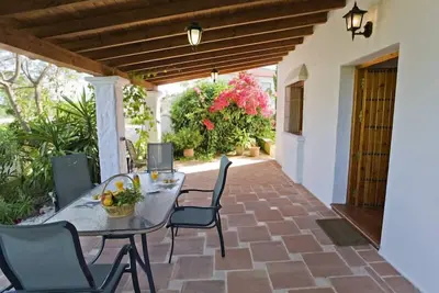 Image de Belle villa de campagne Rocabella avec vue sur la montagne