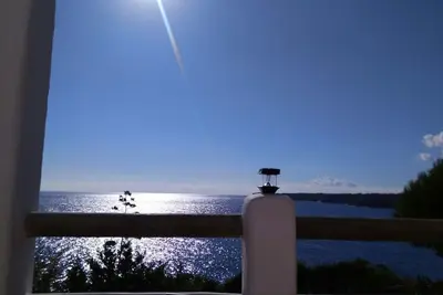 Image de Character house, great sea views. . . . the sea at your feet.