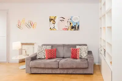 Image de appartement de charme 55m2 au centre ville; Parking Privè inclus! !