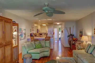 Kihei Akahi A102: Maui Ocean Front Town House - Emplacement, emplacement, emplacement! ! !