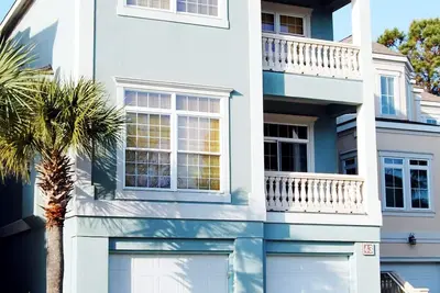 Image de $$$ ÉCONOMISEZ 10% De Singleton Beach ~ Piscine PRIVÉE ~ Terrain Clos / Golf / Tennis ~ Crabline Court