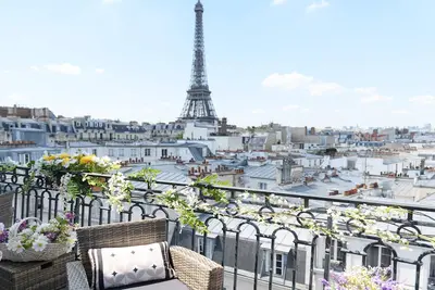 Image de Vente! Un rêve devenu réalité avec une vue à couper le souffle sur Eiffel & Paris + terrasse
