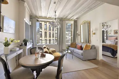 Image de Vente! Luxueux Parisien Perfection pour 2 près de Notre Dame