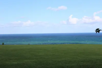 Image de Fabuleux Condo Ocean Front w / WiFi à un prix avantageux. Charges de commodités à la station