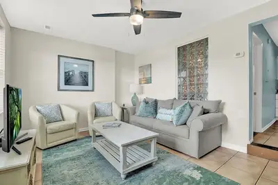 Image de Condo Isle Of Palms, à quelques pas de la plage, boutiques, restaurants et bars, Wifi gratuit