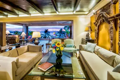 Image de Un Seul Type • Sur La Plage • 118-5 * Avis • Ft Chef & Maid • Premier Membreshp