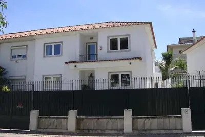 Image de Fabuleuse villa privée et piscine dans le centre de Lisbonne
