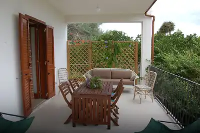 Image de Maison avec jardin et accès direct à la mer Tyrrhénienne