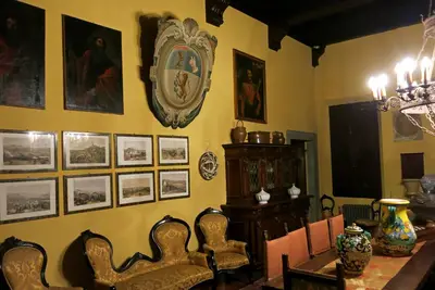 App. Laura B&B dans une ancienne villa, wifi et parking, repas et services disponibles