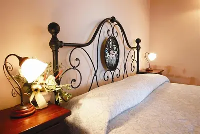 Image de Country house in the Florentine countryside with pool and panoramic views