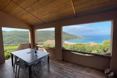 Image de Tizzano: Villa avec vue exceptionnelle sur la mer, à deux pas de la plage.