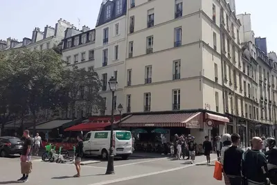 Image de Bel Appartement Parisien - Le Marais Deux Chambres
