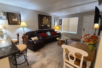 Image de Surfside 1 Condo w Kitchen 2tvs Laveuse Sécheuse, spa de piscinePUSH Book It request