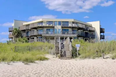 Image de Emerald Isle Caroline du Nord -Queens Court Resort, Queen Nicole Condo!