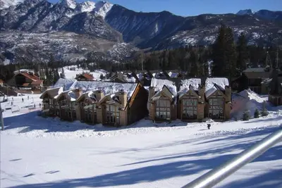 Image de Elk Point Unit 12; Chalet de Luxe 5 Bd \/ 4 Ba Ski-In \/ Ski-Out!