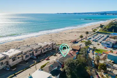 Image de Bali-by-the-Beach Retreat - temps pour vous - Ă Rio Del Mar Beach