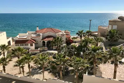 Image de Spectaculaire Ocean Front Accueil meta name = \"google-translate-personnalisation
