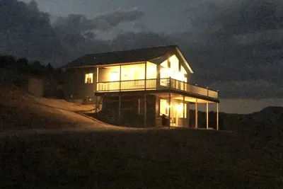 Image de Canyon Creek Cabin - Une escapade touchée par la nature!