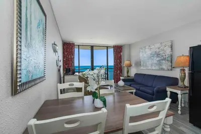 Image de Grand Direct Oceanfront, 1 chambre, 6 couchages, le plus bas taux, emplacement central
