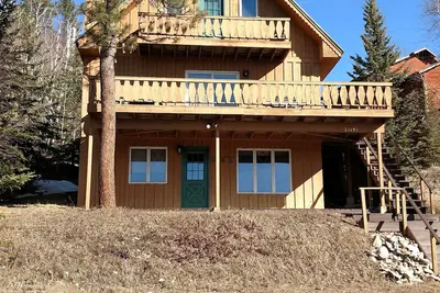 Image de Double Diamond Lodge sur Terry Peak - Vos aventures en plein air vous attendent! !