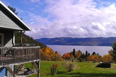 Image de Villa de la Montagne Vue Fjord Saguenay - La route des Baleines!