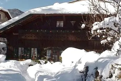Image de Ferme de 200 ans Rénovée Dans Ancienne Station de ski