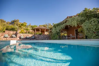 Image de Proximité De Hyères, Villa Entre Mer Et Campagne