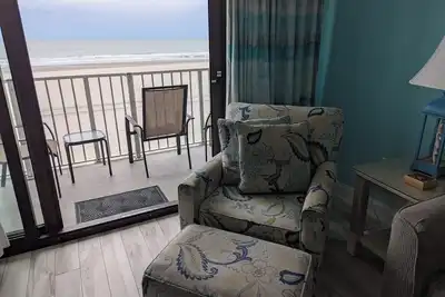 Image de Condo OCÉANFRONT 2br 2ba Dans UNITÉ Laveuse SÉCHEUSE, Wifi