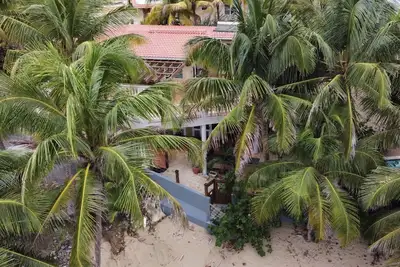Image de Emplacement, Emplacement, Emplacement - Grande Villa Plage À Sandy Beach À Rincon
