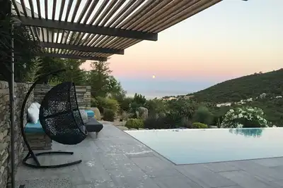 Image de Contemporary house, Swimming pool, 800m from the beach, secure residence, South Corsica