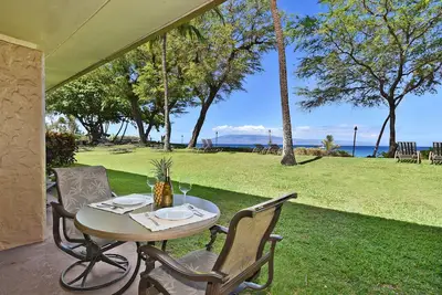 Beachfront Villa, Excellent Emplacement Et Resort, $ 325 Juillet SPÉCIAL!