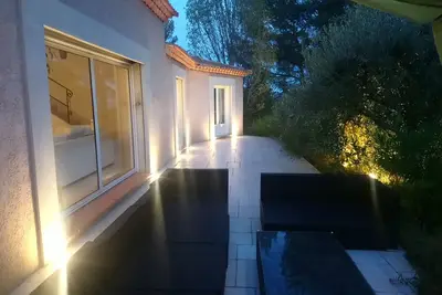 Image de Villa 250 m2 sur 4000 m2 de pinède, piscine