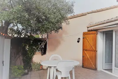 Image de Jolie Maisonnette Proche De La Marina Pour Max 6 Personnes