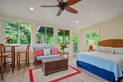 Remodelé 2018! Studio confortable, privé et magnifique dans le quartier de Hilo Beach