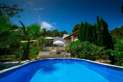 Image de \"Back to Eden - Ibiza\" le paradis que vous recherchez.