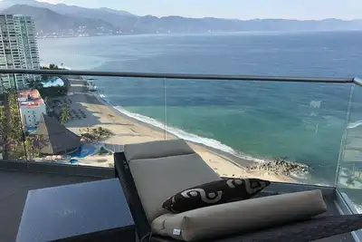 Image de Oct Dates Dispo Panoramic Beachfront Views Condo et commodités spectaculaires