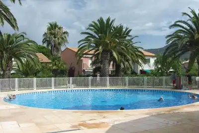 Image de Mazet climatisé avec piscine, terrasse, wifi, proche de la plage
