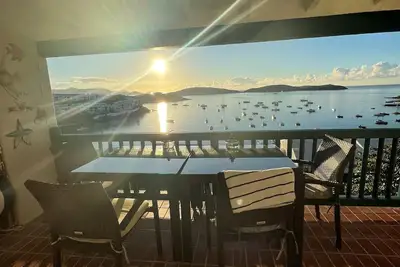 Image de Cozy Three Bed avec de belles vues sur la baie et la plage