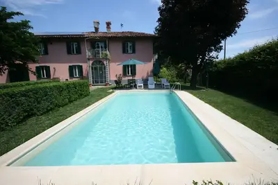 Image de Eco-Villa with garden and swimming pool Unesco Heritage area.